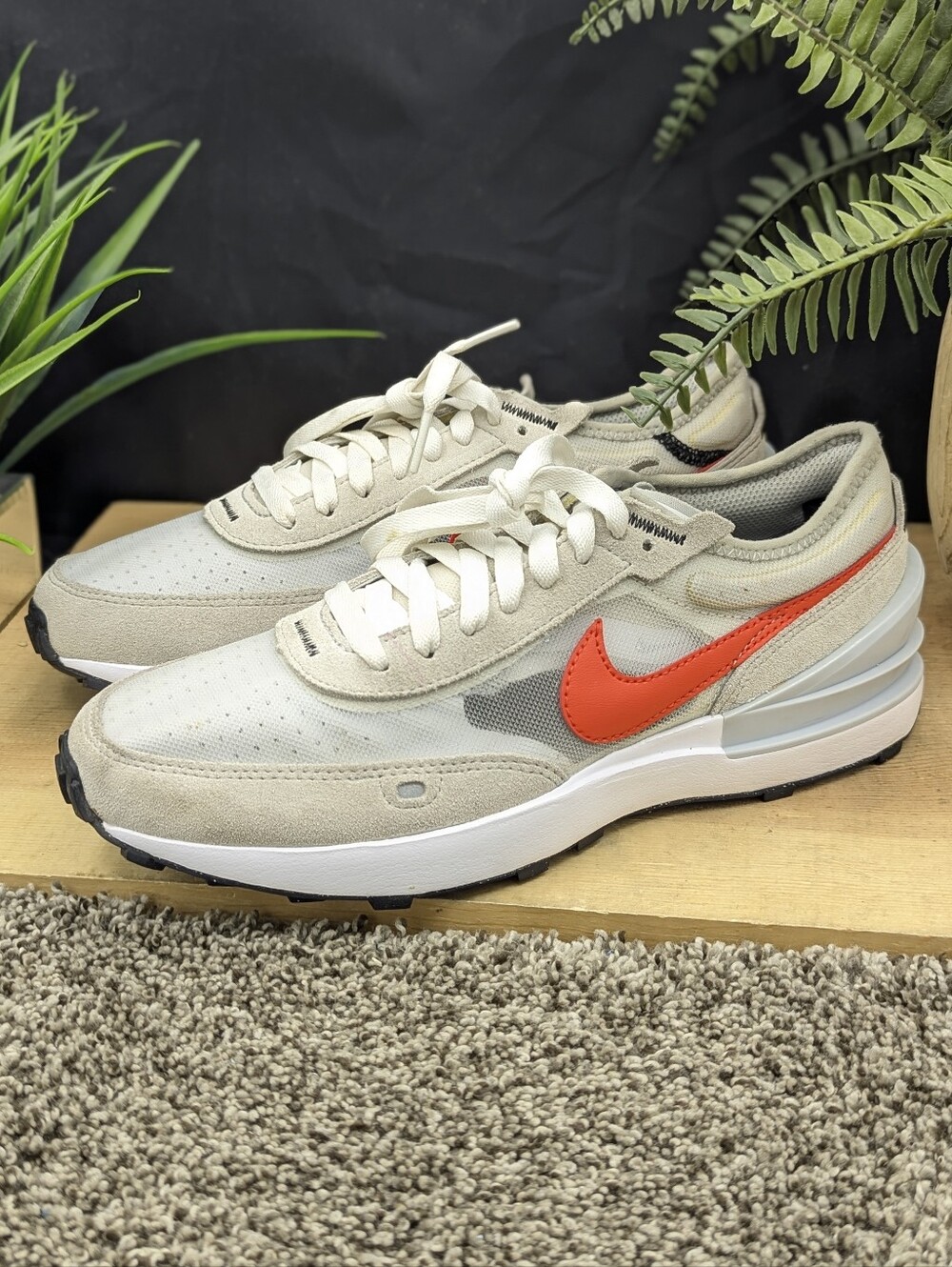 Nike Waffle Women's Size 8 Running Shoes Casual Comfort Youth Size 6.5